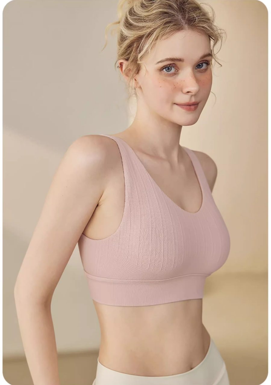 Seamless Adjustable Cross-Back Sports Bra